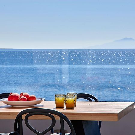Incognito Beach Villa Santorini Kamári Eksteriør bilde